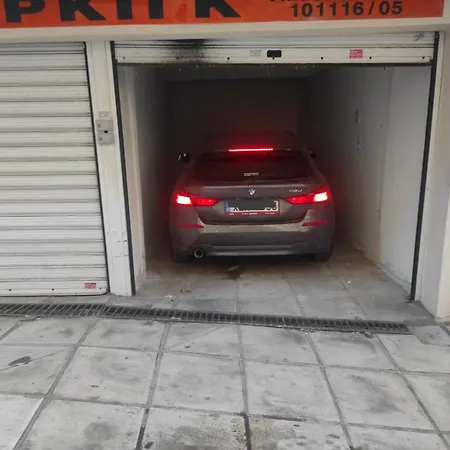 Athina's House Appartamento *